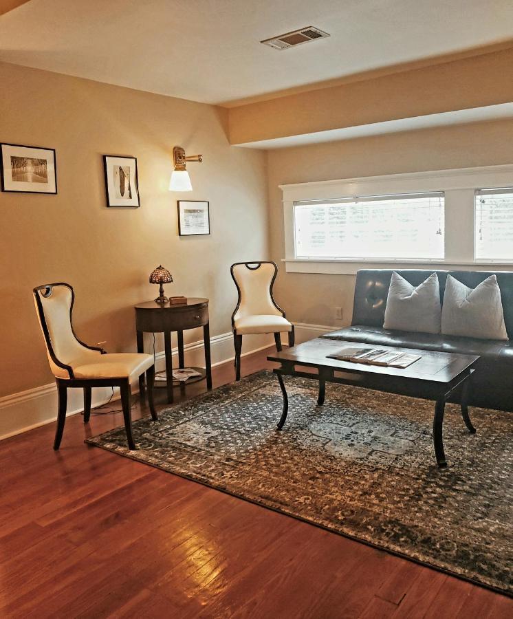 Deluxe King Room,1141504585:JPEG