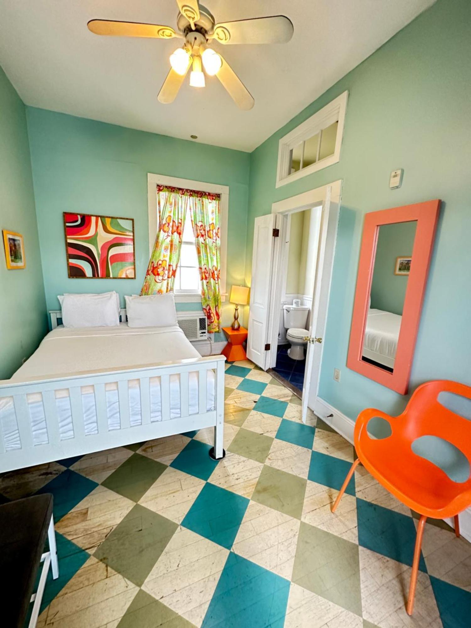 Budget Double Room,776019844:JPEG