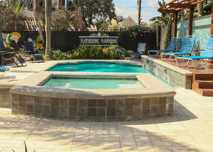 Airport Hotel: Rathbone Mansions New Orleans