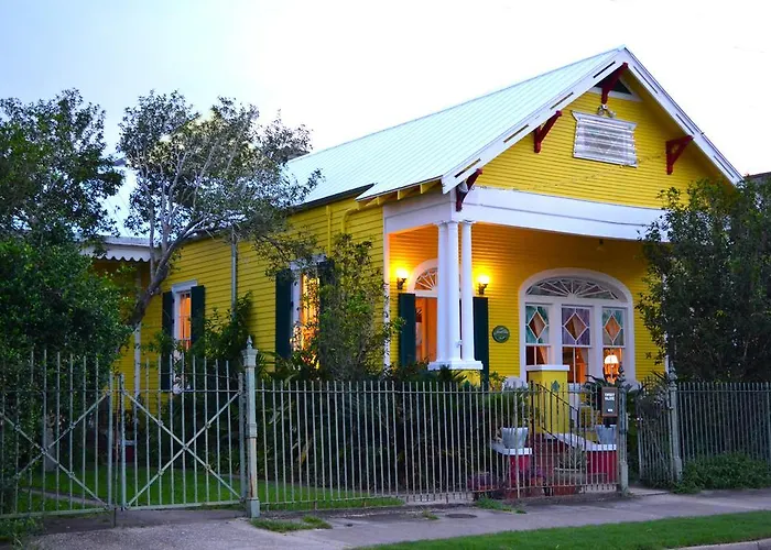 Auld Sweet Olive Bed And Breakfast