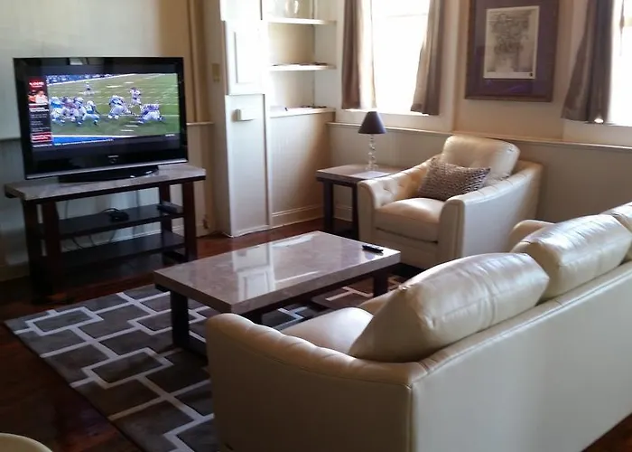 Apartment: French Quarter Apartment With Mississippi River View