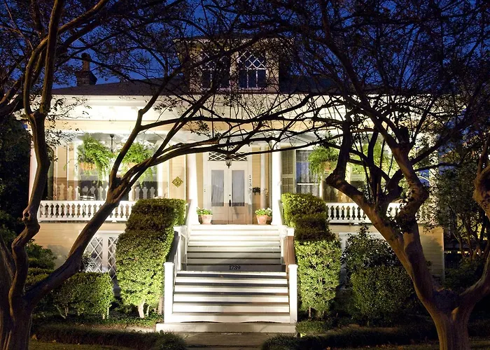 Southern Comfort Bed And Breakfast