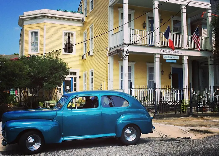 Creole Gardens Guesthouse And Inn